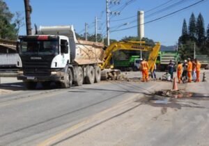 Obras de drenagem e pavimentação